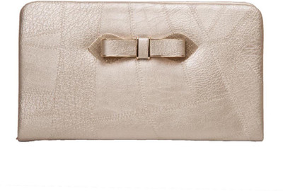 

Aliado Casual White Clutch