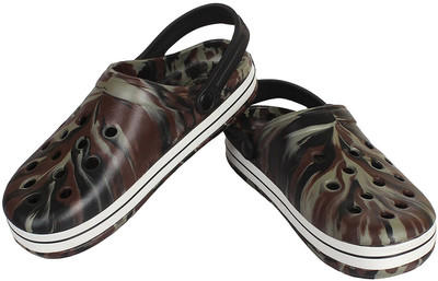 

calamanco Clogs For Women(Multicolor, Multi colour