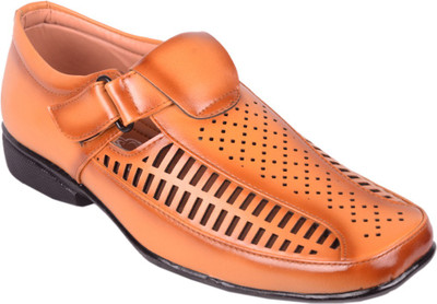 

BB LAA Men Tan Sandals