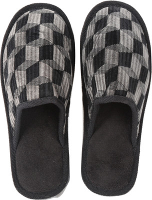 

Faster Unisex Home Slippers And Flip-Flops Slippers, Black