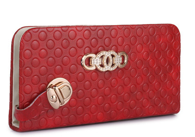 

Saifis Party Red Clutch