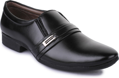 

Entheronic Slip On For Men(Black