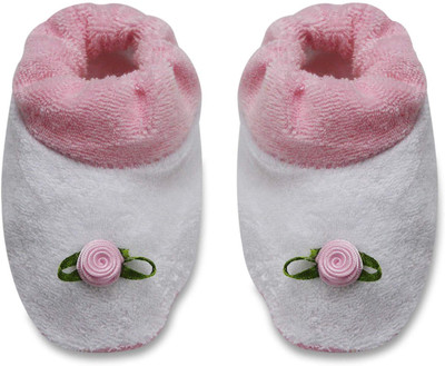 

Tumble Floral Applique Terry Cloth Baby Booties(Toe to Heel Length - 9 cm Pink)