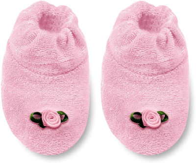 

Tumble Floral Applique Terry Cloth Baby Booties(Toe to Heel Length - 9 cm Pink)