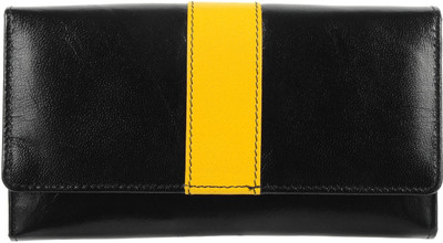 

Leather Bull Party Black Clutch