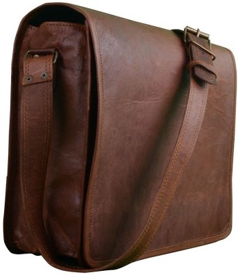 

Pranjals House 15.6 inch Laptop Messenger Bag(Brown)