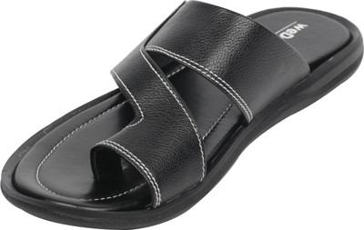 

WeDeshi Men Black Casual