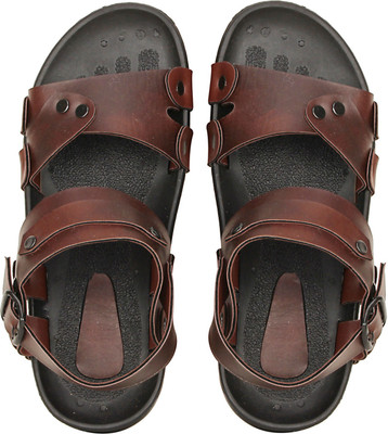 

Emosis Men Brown Casual