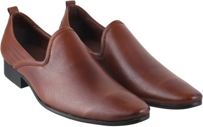 

Metro Trendy Slip On For Men(Tan, 23;tan