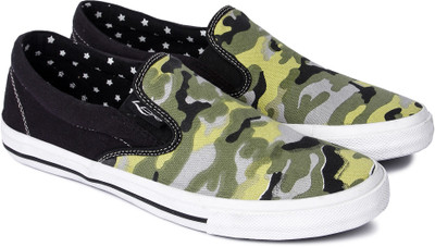 

Lancer Slip On Sneakers For Men(Multicolor, Olive