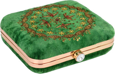 

HimalayaHandicraft Casual Green Clutch