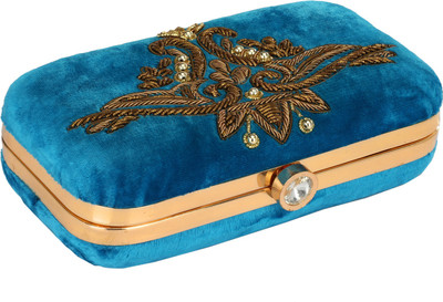 

HimalayaHandicraft Casual Blue Clutch