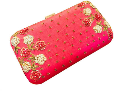 

Craftbazaar Party Pink Clutch