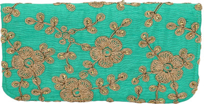 

HimalayaHandicraft Casual Green Clutch