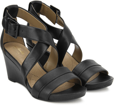 

Clarks Women Black Leather Wedges