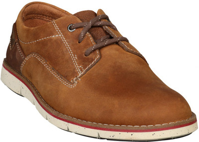

Clarks Casuals For Men(Tan