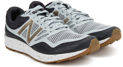

New Balance Gobi Running Shoes For Men(Black, White, Blue black