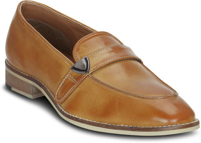 

Get Glamr Casuals For Men(Tan