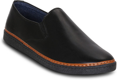 

Get Glamr Slip On Sneakers For Men(Black