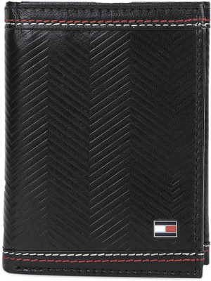 

Tommy Hilfiger Men Black Genuine Leather Wallet(6 Card Slots)