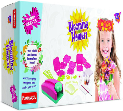 

Hasbro Handycrafts BLOOMING FLOWERS
