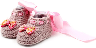 

Magic Needles Handmade Soft Sole Prewalker 4179_3-6 Months Booties(Toe to Heel Length - 11 cm Pink)