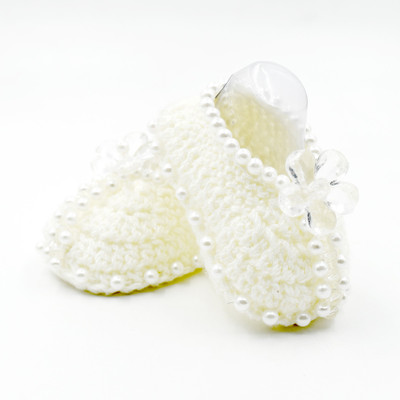 

Magic Needles Handmade Soft Sole Prewalker 4199_3-6 Months Booties(Toe to Heel Length - 11 cm White)