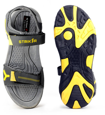 

Striker Men GREY Sandals