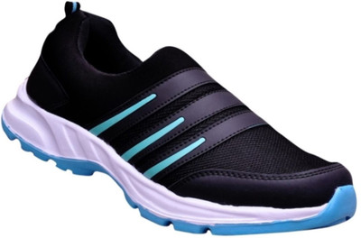 

CRV Casule Black Sports Shoe For Men(Black, Green