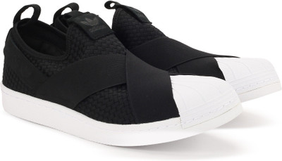 

ADIDAS ORIGINALS SUPERSTAR SLIPON Sneakers For Men(Black, Cblack/cblack/ftwwht