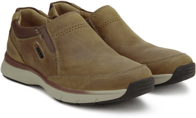 

Clarks SEVERON STEP TAN NUBUCK Casuals For Men(Brown