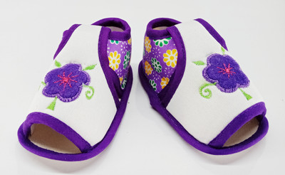 

Aayat Kids Booties(Toe to Heel Length - 12 cm Multicolor)