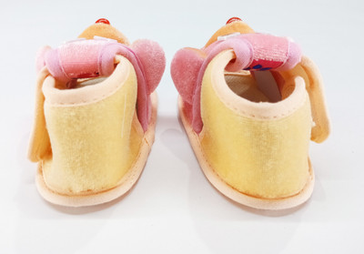 

Aayat Kids Booties(Toe to Heel Length - 12 cm Multicolor)