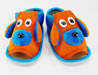 

Aayat Kids Booties(Toe to Heel Length - 12 cm Multicolor)