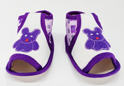 

Aayat Kids Booties(Toe to Heel Length - 12 cm Multicolor)