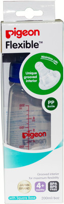 

Pigeon Flexible Plastic feeding bottle - 200 ml(Blue)