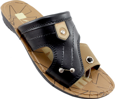 

Claptrap Men Black Sandals