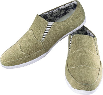 

Tapps Men's Comfortable Casual Shoes Loafers For Men(Green