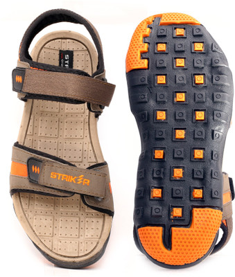 

Striker Men Beige Sandals