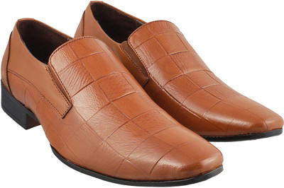 

Metro Trendy Slip On For Men(Tan, 23;tan