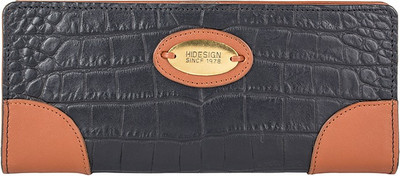 

Hidesign Women Casual Black Genuine Leather Wallet(1 Card Slot)