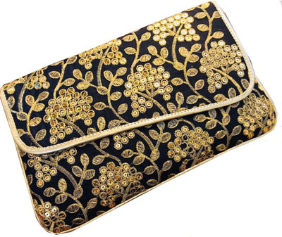 

Craftbazaar Party Black Clutch