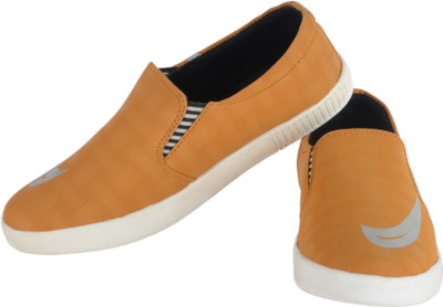 

Legemat 8505_Teak_7 Slip On Sneakers For Men(Tan, Teek
