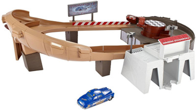 

Cars Thomasville Racing Speedway Track Set(Multicolor)