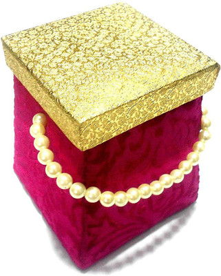 

GOELX Designer Perfect Velvet Pearl Gift Box For Valentines Day/Birthday/Anniversary/Any Gift Ideas