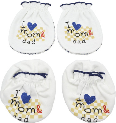 

Baby Bucket Mittens and Booties "i love mom and dad" 1 Pair set(Blue)