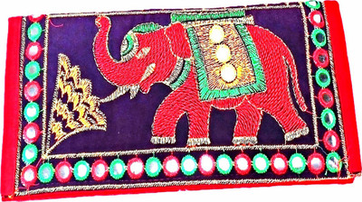 

ARe Party Red Clutch