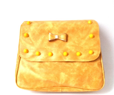 

priyanka collections Women Casual Tan Leatherette Sling Bag