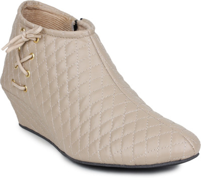 

Admaira Boots For Women(Beige