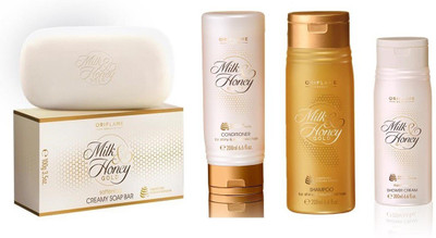 

Oriflame Sweden Milk & Honey Gold(Set of 4)